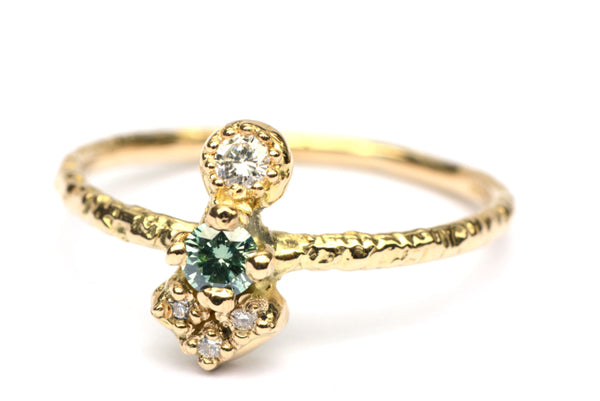 Bindi ring met groene diamant