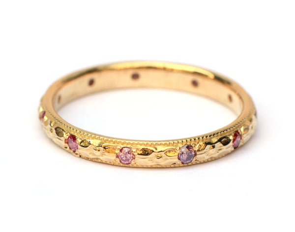 Art deco geinspireerde ring met roze en paarse diamanten