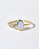 ring met blauwe saffier en diamant