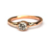 Rosegouden ring met diamant