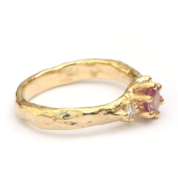 Ring Odile met roze saffier en diamant