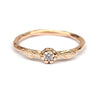 Romantische rosegouden ring met diamant in bloemzetting