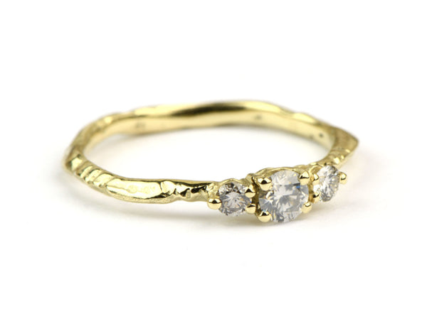 Verlovingsring met fancy grey diamanten