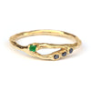 Ava ring met smaragd en zwarte diamanten