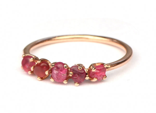 Ruwe spinel ring