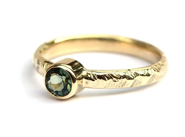 Groene toermalijn ring