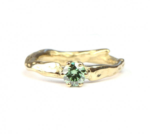 Mintgroene diamant in champagnegoud