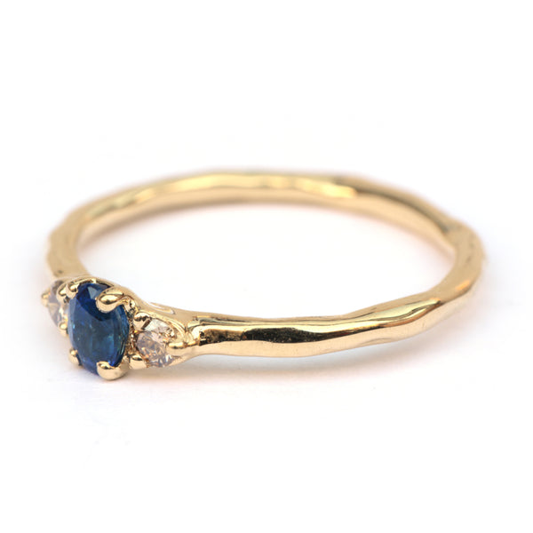 Ring met saffier en bruine diamant