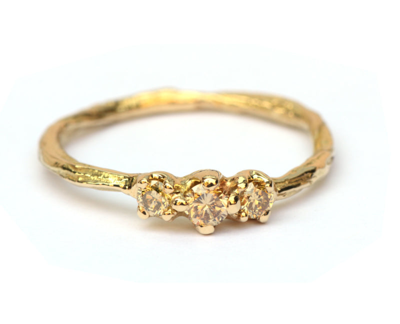 Twiggy ring met fancy diamanten