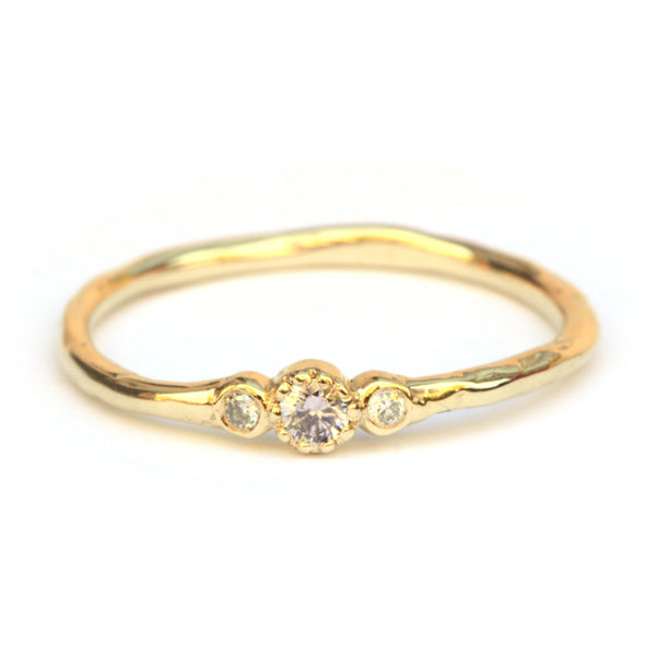 Ring Minnie met light pink diamant