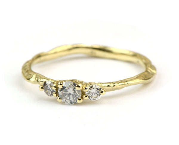 Verlovingsring met fancy grey diamanten