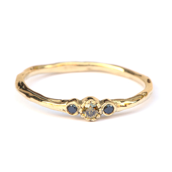 Minnie ring met olive green en zwarte diamant