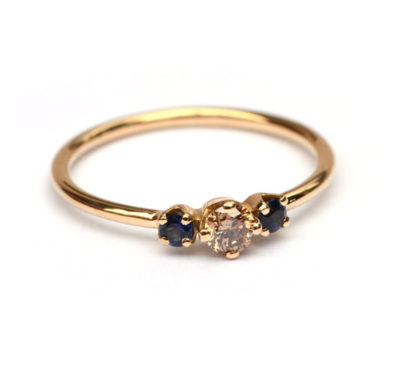 Ring met bruine diamant en saffier
