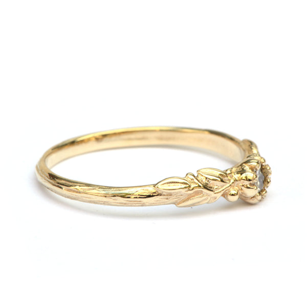 Ring Rosa Nora in geelgoud met diamant