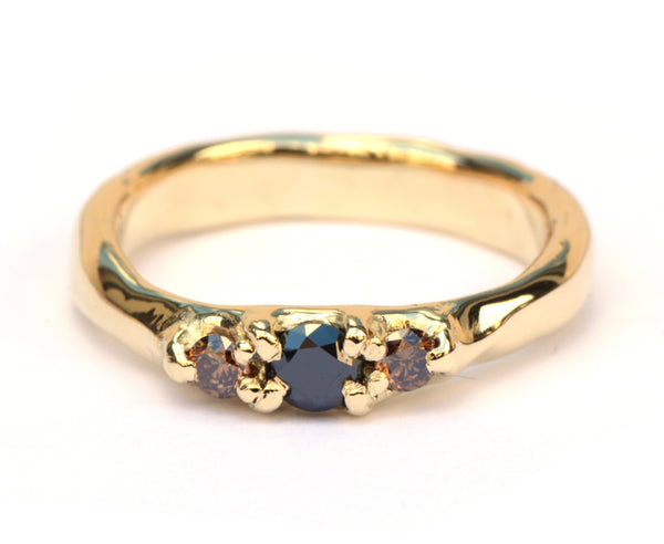 Trouwring met zwarte en choco diamanten