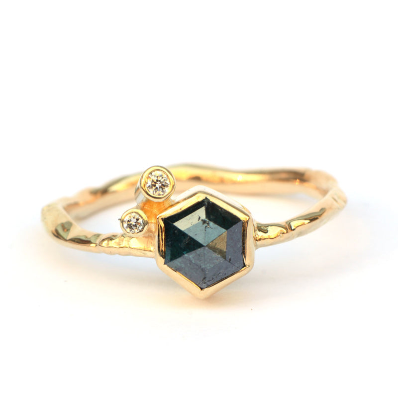 Ring met hexagon diamant