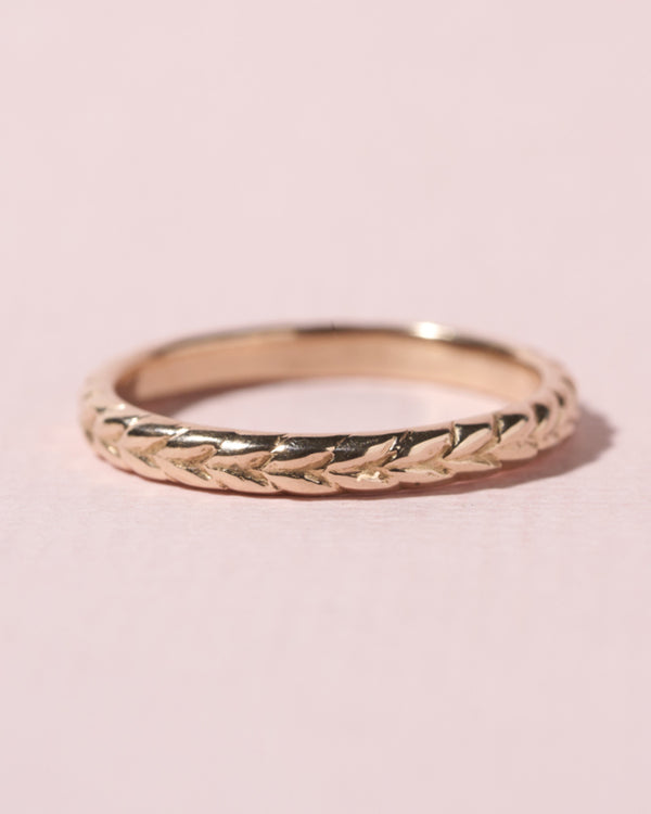 Ring Woven in roodgoud