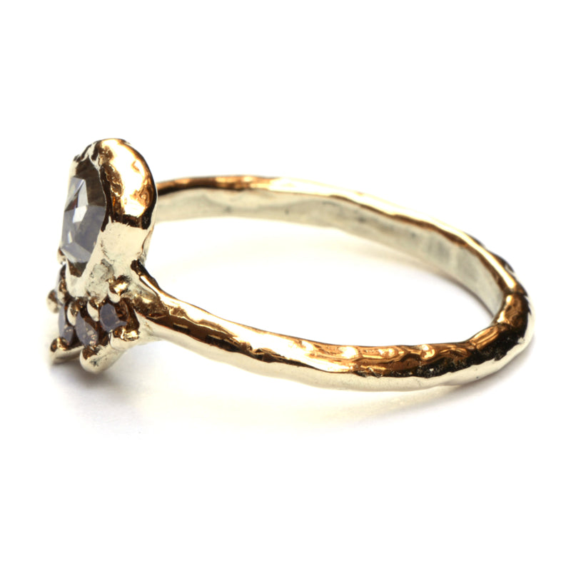 Ring met antieke roosdiamant