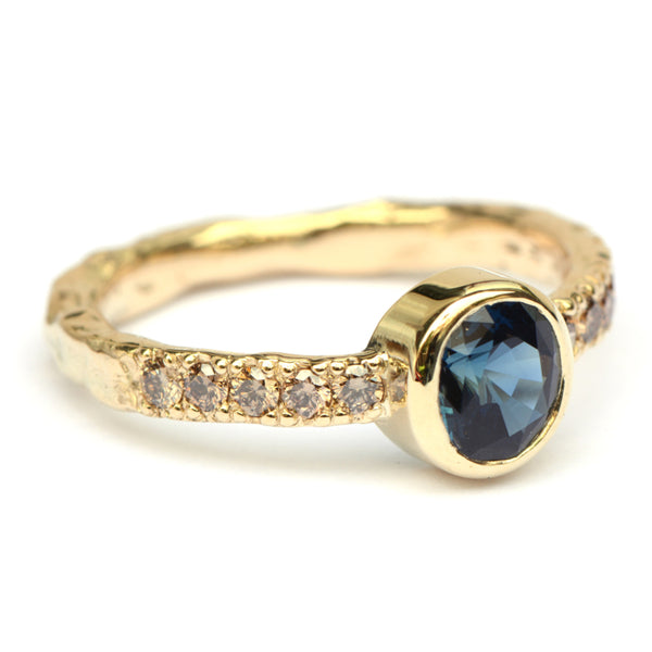Unieke ring met saffier