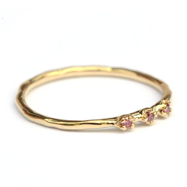 Ring Flora met framboise diamantjes
