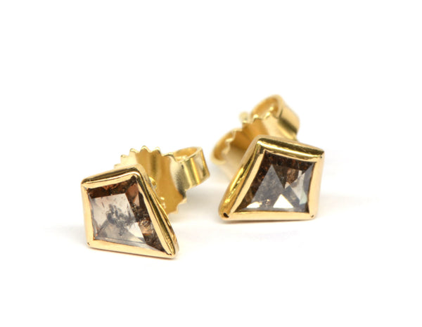Oorstekers met kite diamant