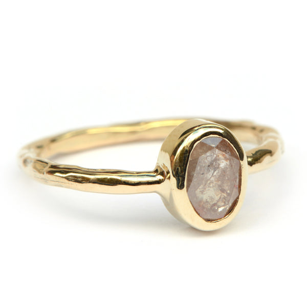 Ring met Koi diamant