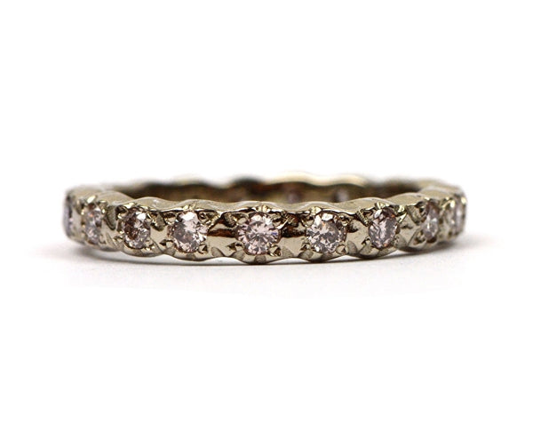Nostalgische alliancering met natural light diamanten