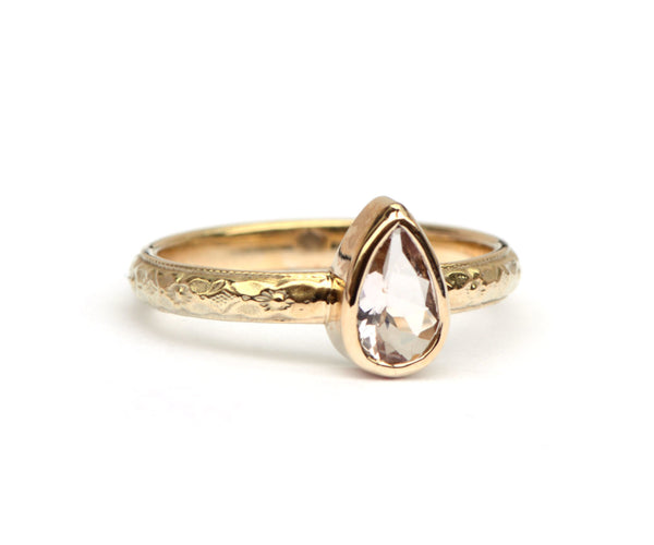 Ring met prachtige lichtroze morganiet