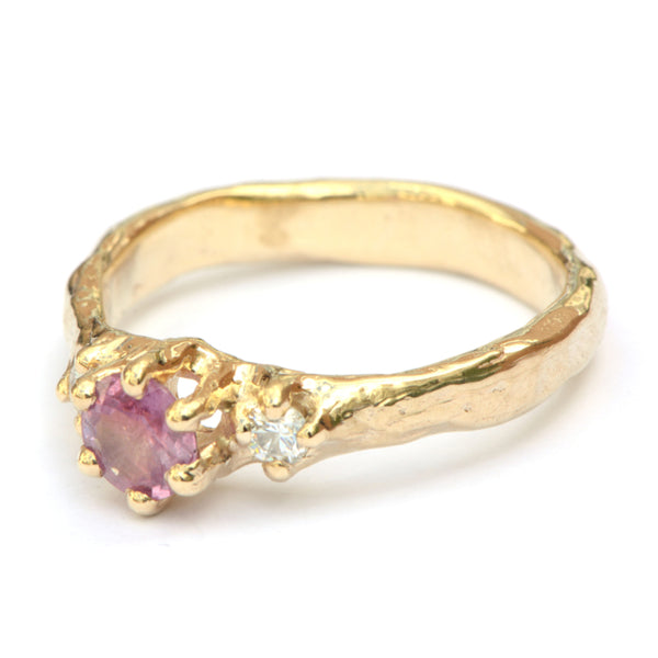 Ring Odile met roze saffier en diamant