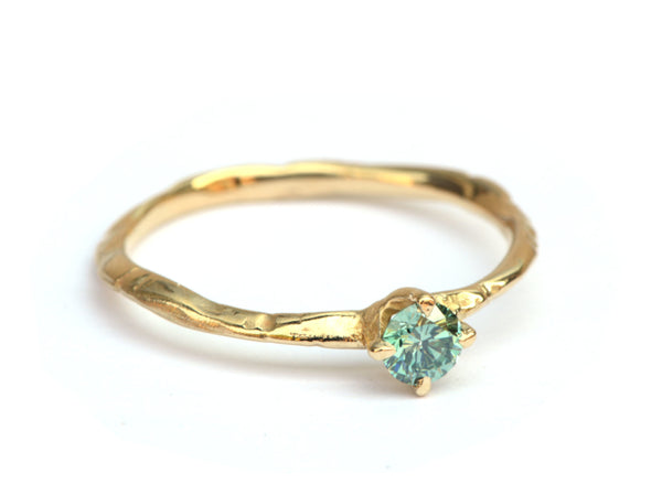 Verlovingsring met mintgroene diamant