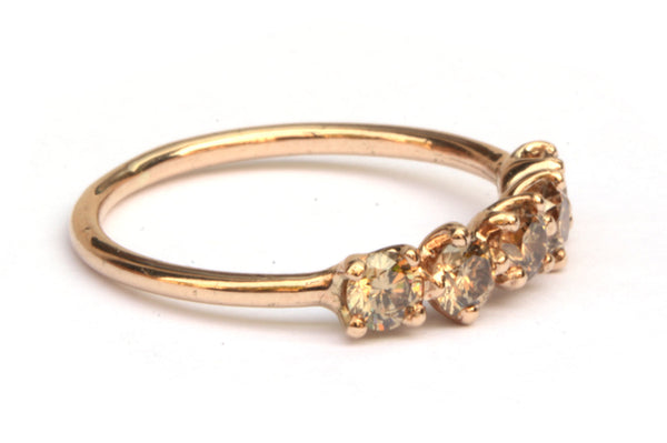 Ring met vijf natural brown diamanten