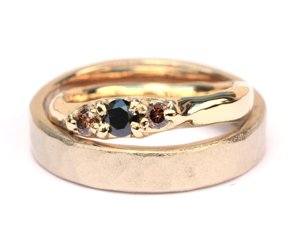 Trouwring met zwarte en choco diamanten