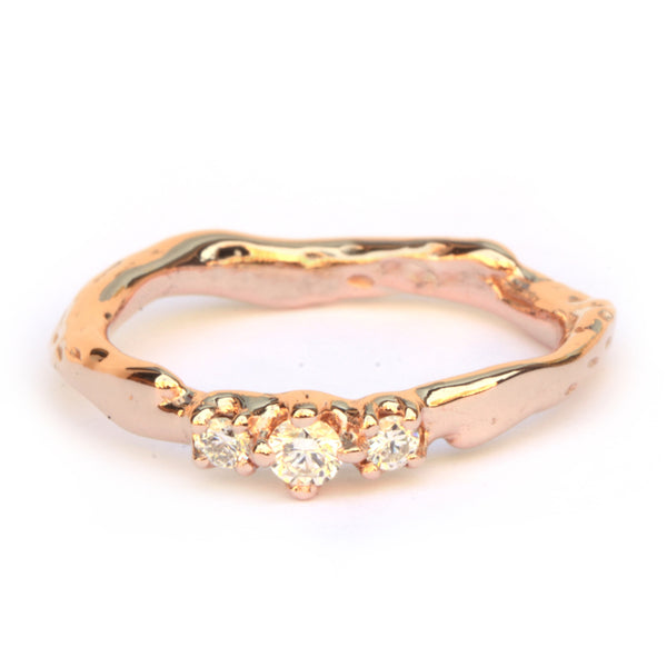 Ring Umiko met witte diamanten