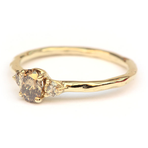 Ring met bruine diamanten