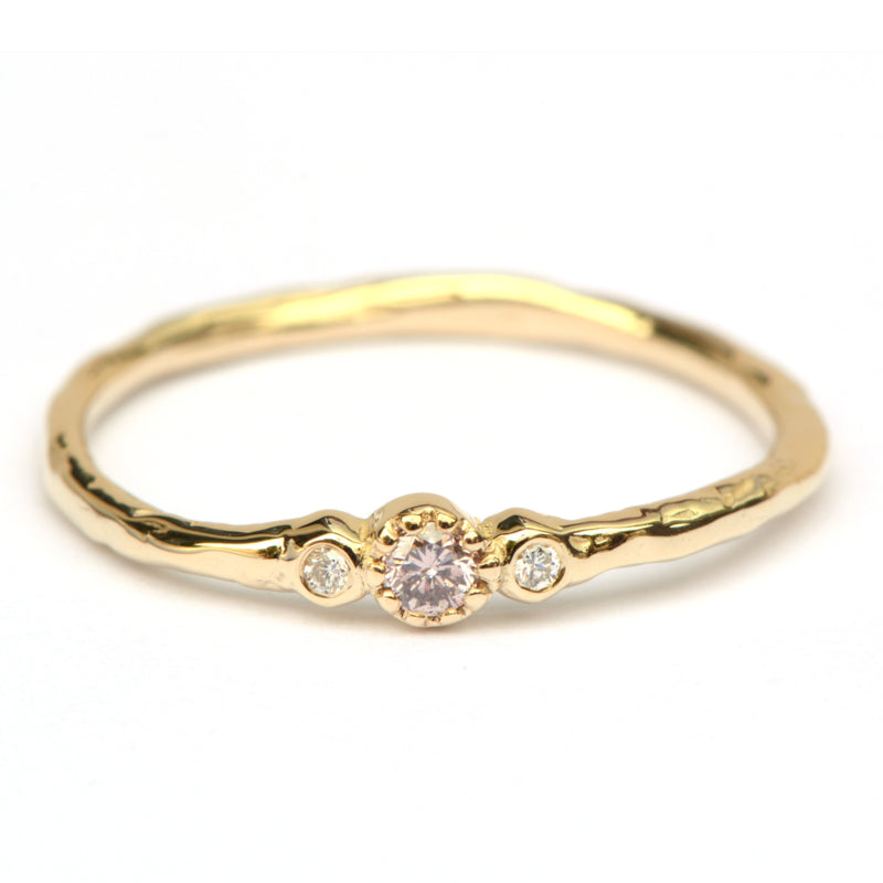 Minnie ring met pinkish brown diamant