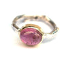 Zilveren ring met roze tourmalijn in goud