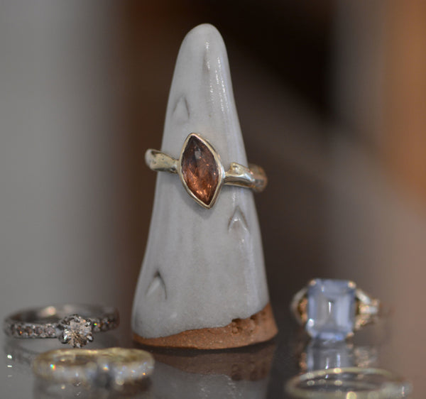 Ring met oranjeroze toermalijn
