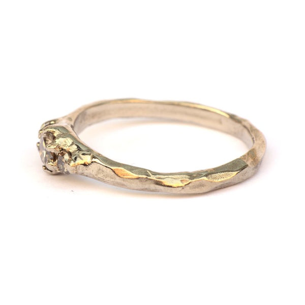 Palladium witgouden ring met bruine diamanten