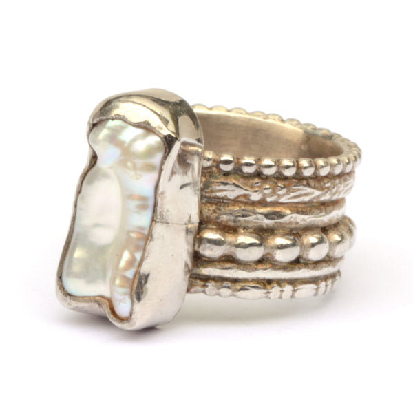 Pareldraadring met parel