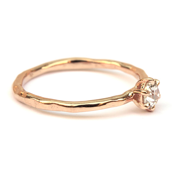 Ring met bolsjewiekdiamant
