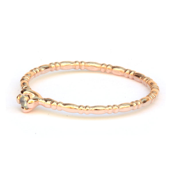 Noa ring in roségoud met off white diamant