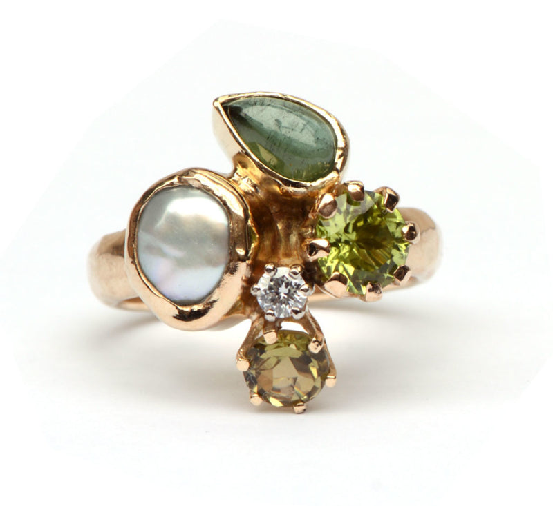 Bouquette ring