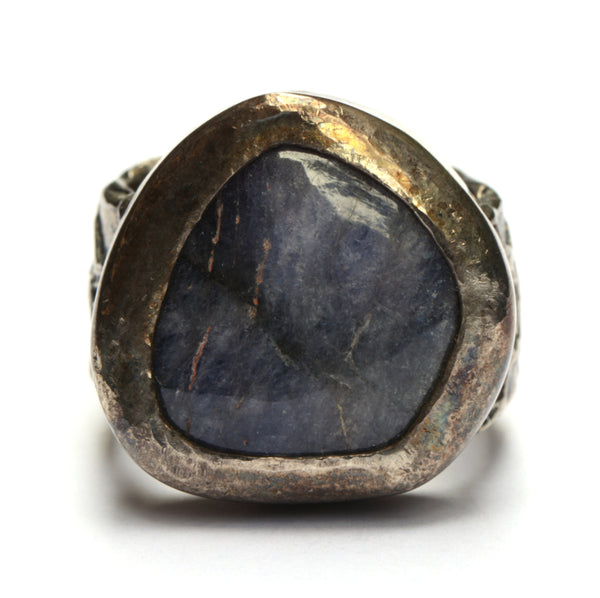 Ring met grote tanzaniet