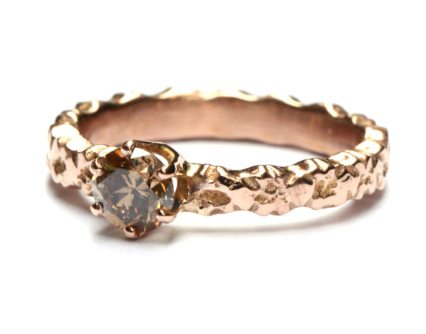 Rosegouden ring met chocolate diamant