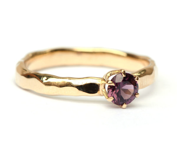 Ring met spinel