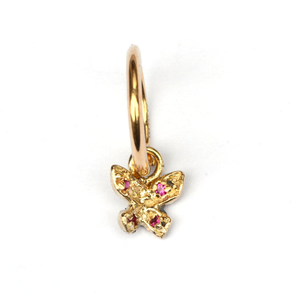 Single earring vlinder