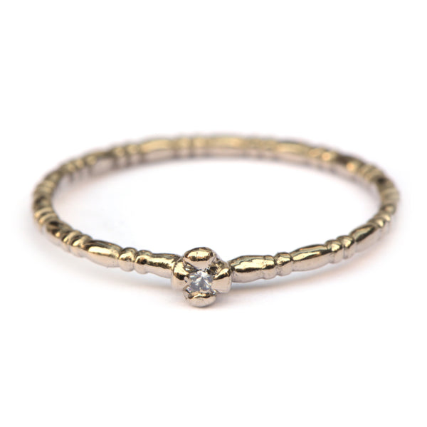 Noa ring in witgoud met diamant