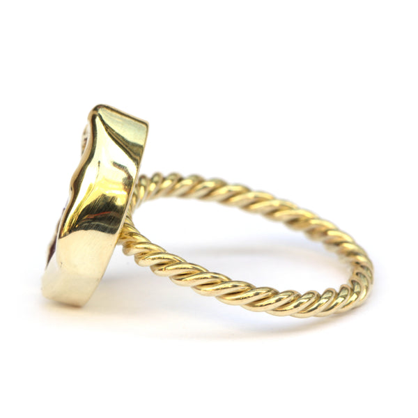 Ring met ruwe robijn
