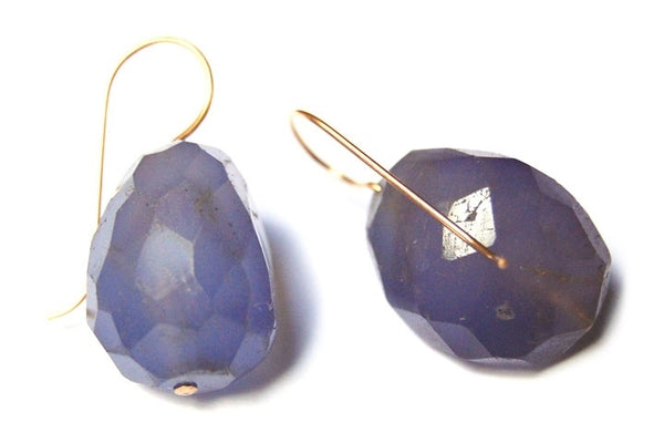 Oorhangers gold filled met blauwe chalcedoon