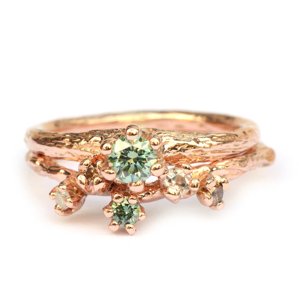 Grillige aanschuifring met fancy diamanten